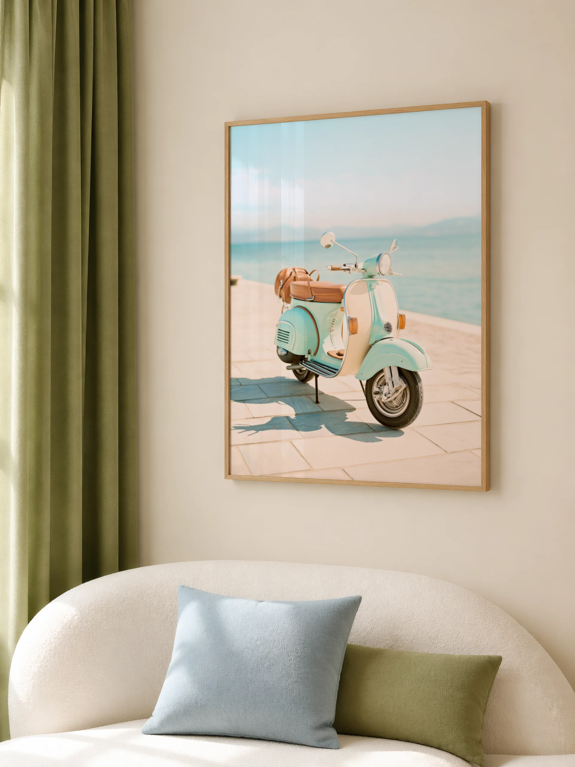 Plakat Miętowa Vespa na Plaży - obrazek 2